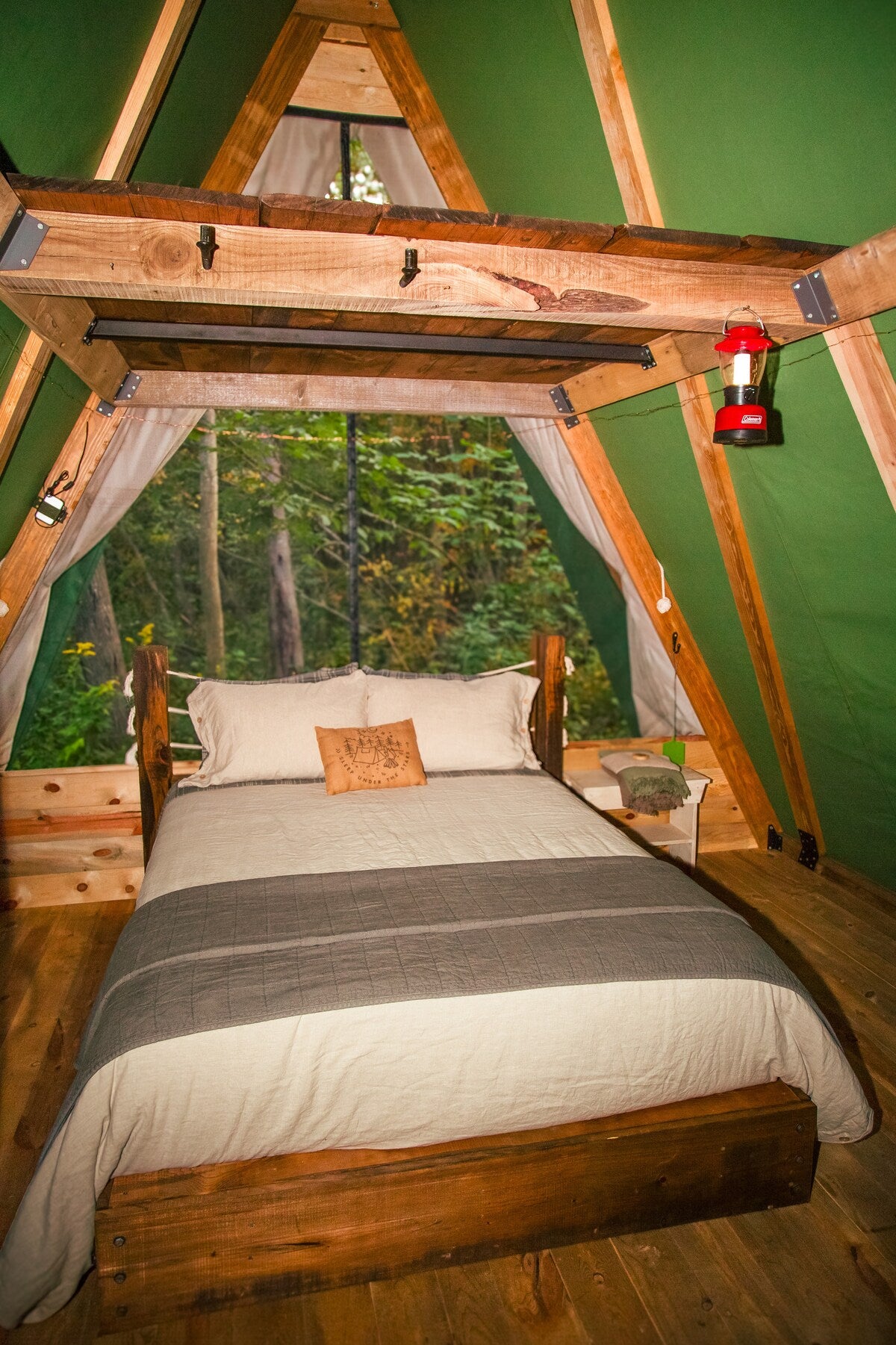 Sweeny Creek Glamping Tent Romantic Secluded Getaway